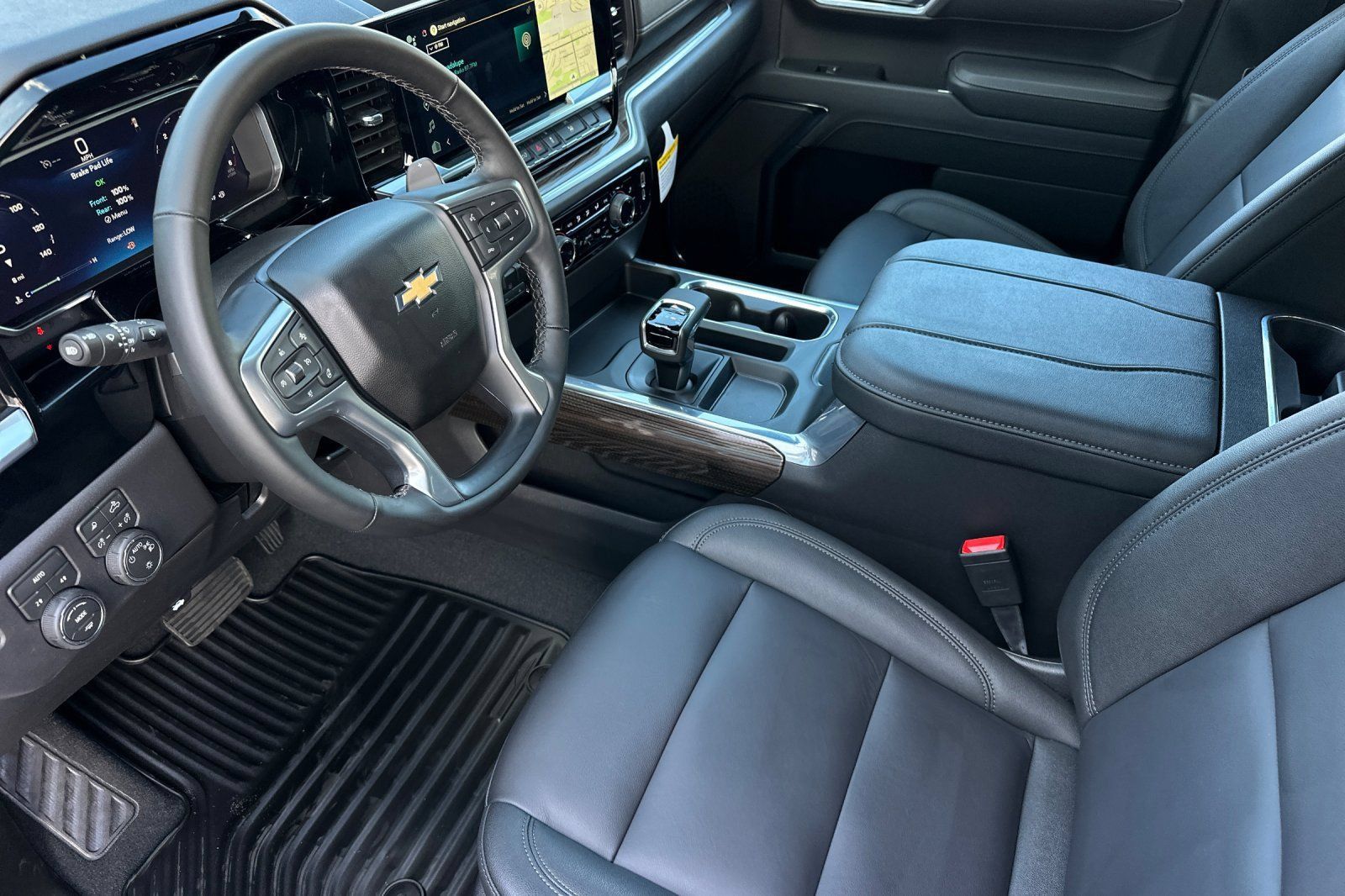 New 2026 Chevrolet Silverado 1500 LT w/ Safety Package AWD/4WD image 10