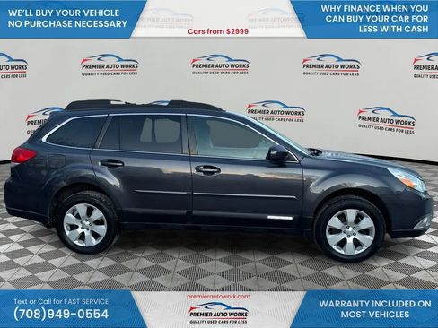 Used 2011 Subaru Outback 2.5i Premium image 8