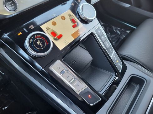 New 2024 Jaguar I-PACE R-Dynamic HSE image 10
