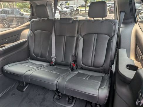 New 2026 Jeep Grand Wagoneer Limited AWD/4WD image 13
