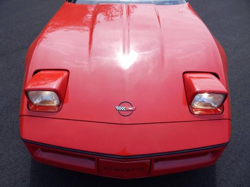 Used 1988 Chevrolet Corvette Convertible RWD image 52