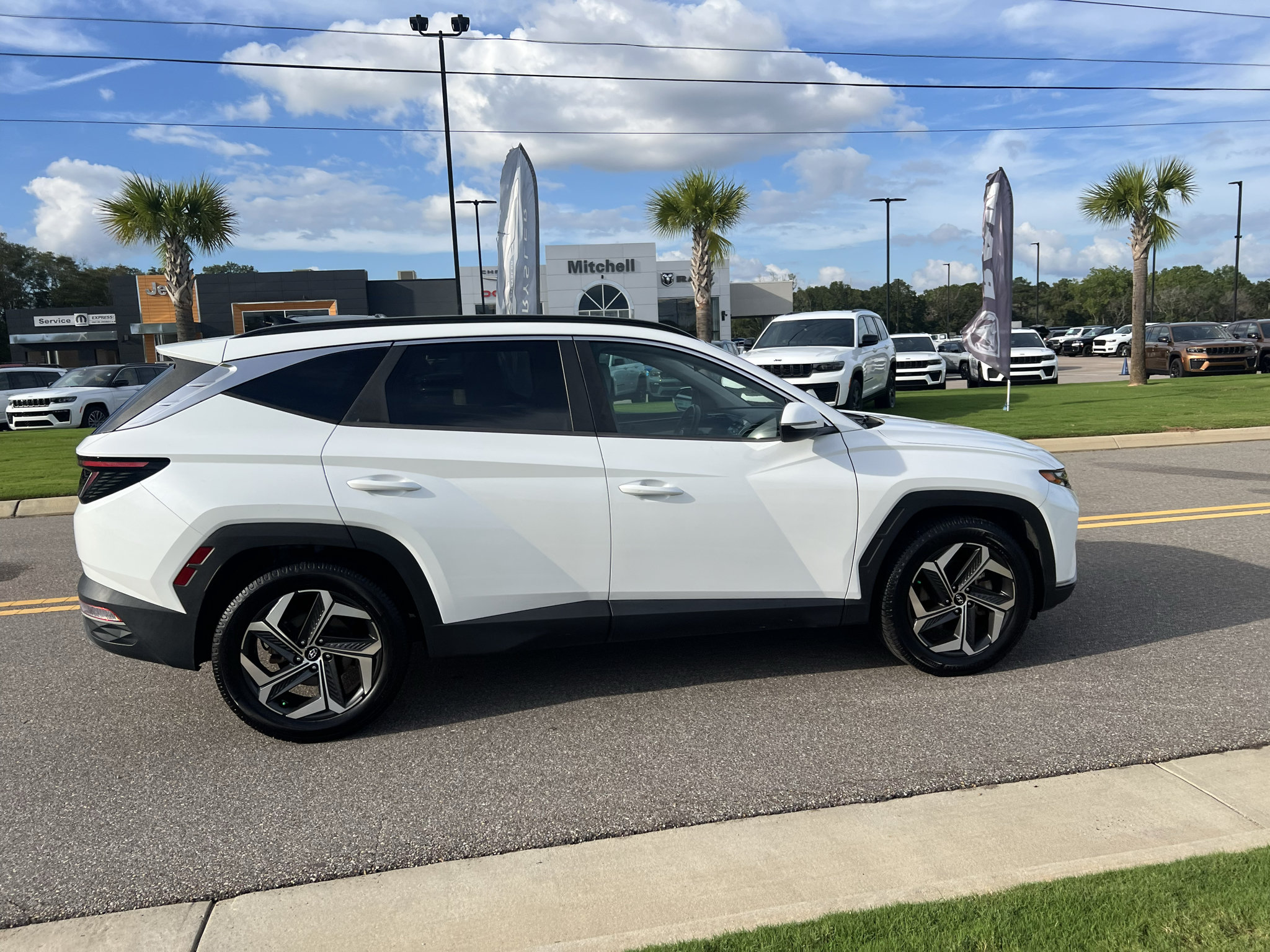 Used 2022 Hyundai Tucson SEL w/ Convenience + Premium Package FWD image 6