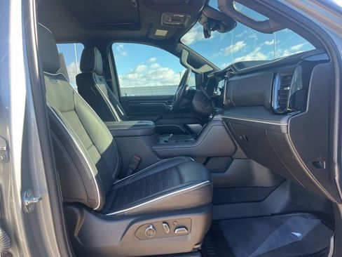 Used 2025 GMC Sierra 2500 AT4X w/ Snow Plow Prep/Camper Package image 57