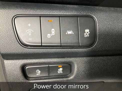 Used 2019 Kia Niro EX Premium w/ Cold Weather Package 1.0 image 23