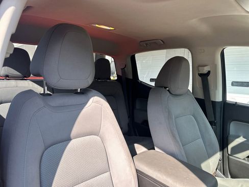 Used 2019 Chevrolet Colorado W/T w/ WT Convenience Package image 14