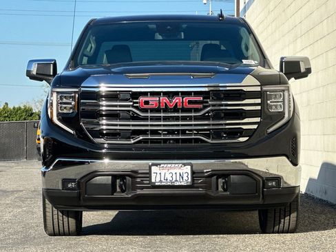 Certified 2022 GMC Sierra 1500 SLT image 9