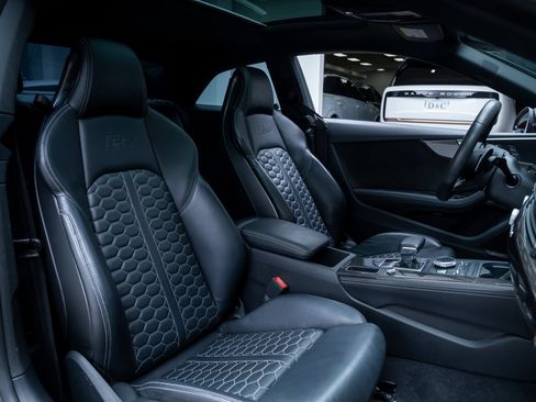 Used 2019 Audi RS 5 w/ Black Optic Carbon Package AWD/4WD image 21