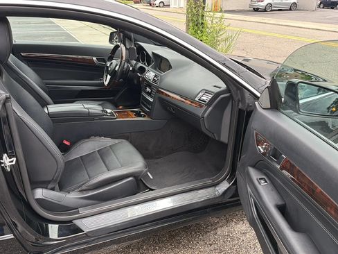 Used 2014 Mercedes-Benz E 350 4MATIC Coupe image 24