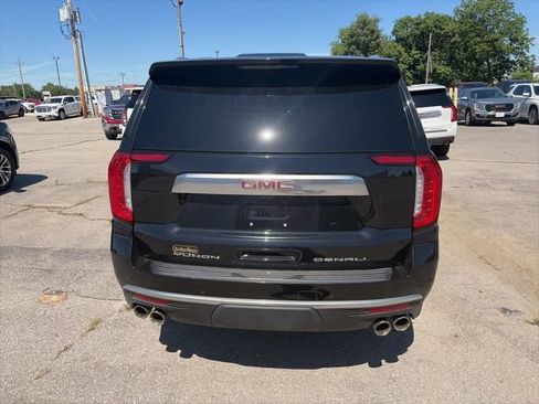 Used 2024 GMC Yukon XL Denali w/ Denali Reserve Package AWD/4WD image 5