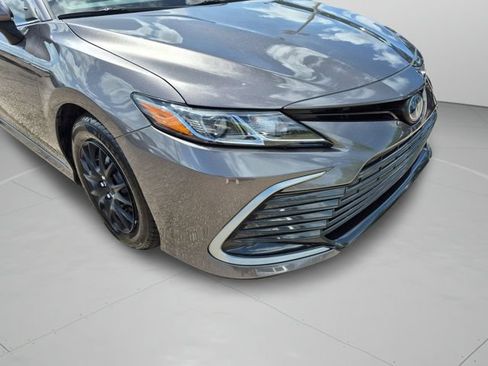 Used 2022 Toyota Camry LE FWD image 33