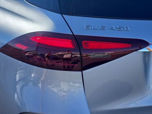 New 2026 Mercedes-Benz GLE 450 4MATIC image 10