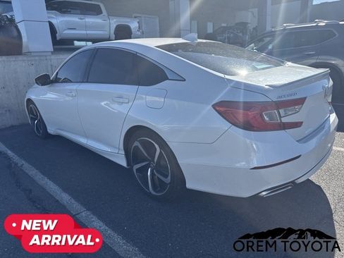 Used 2019 Honda Accord Sport image 3