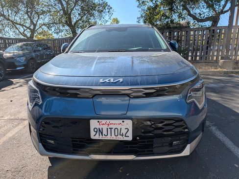 Used 2024 Kia Niro Wave FWD image 7