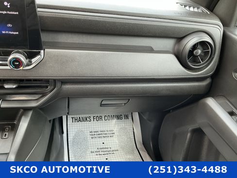 Used 2023 Chevrolet Colorado W/T image 24