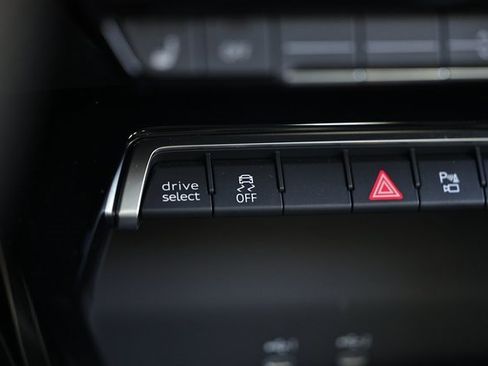 Certified 2025 Audi RS 3 w/ Dynamic Plus Package image 39