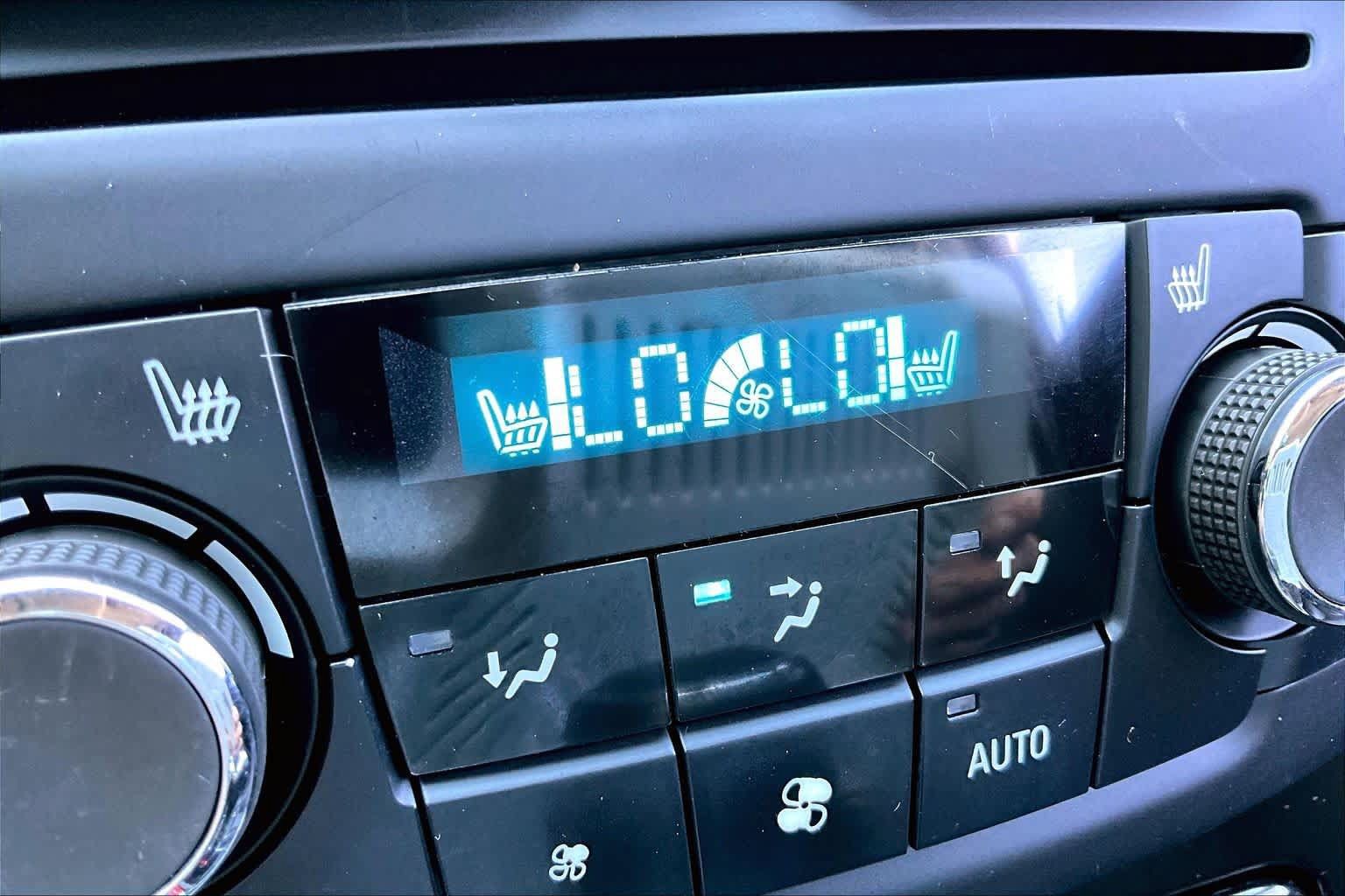Used 2011 Buick Regal CXL FWD image 32
