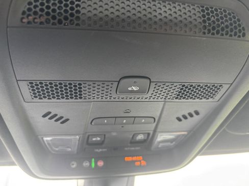 Certified 2024 Cadillac XT5 Premium Luxury w/ Platinum Package image 18