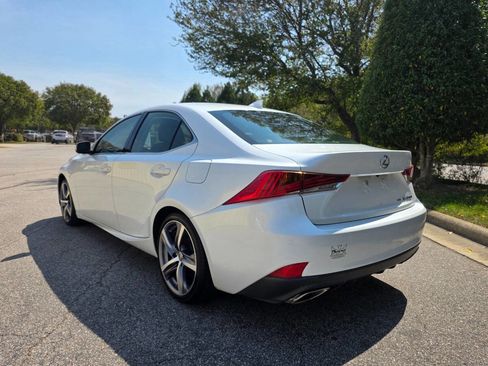 Used 2018 Lexus IS 300 AWD w/ Comfort Package image 3