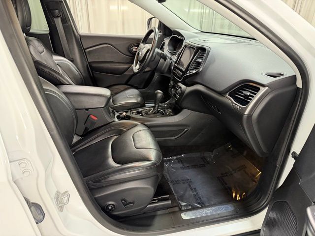 Used 2019 Jeep Cherokee Limited AWD/4WD image 7