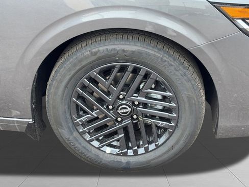 New 2026 Nissan Sentra SV w/ SV Convenience Package FWD image 9