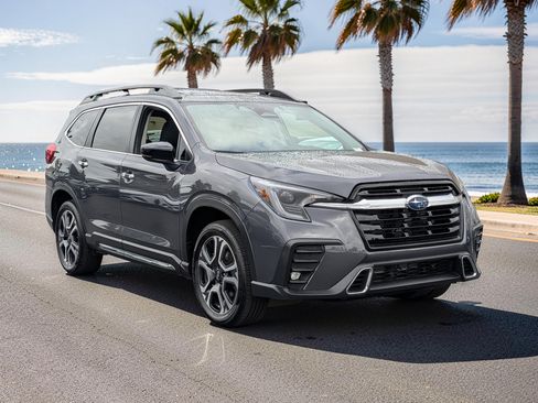 Used 2026 Subaru Ascent Touring w/ Popular Package #2 AWD/4WD image 4