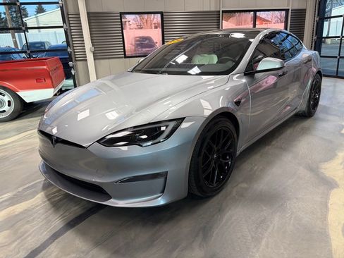 Used 2024 Tesla Model S image 4