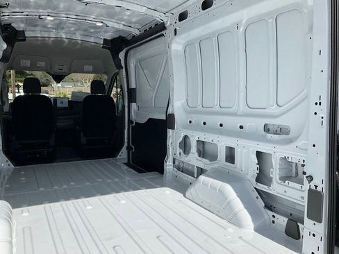 New 2026 Ford Transit 250 148 Medium Roof image 16