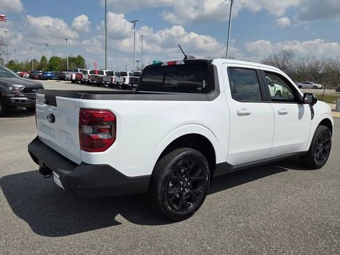 New 2026 Ford Maverick Lariat w/ Black Appearance Package AWD/4WD image 9