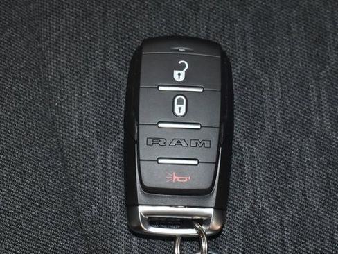 New 2026 RAM 2500 Tradesman AWD/4WD image 31