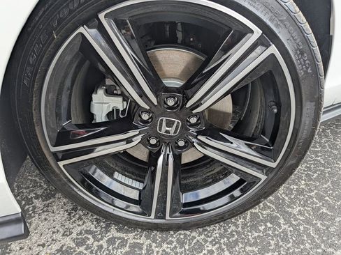 Used 2025 Honda Accord Sport image 31