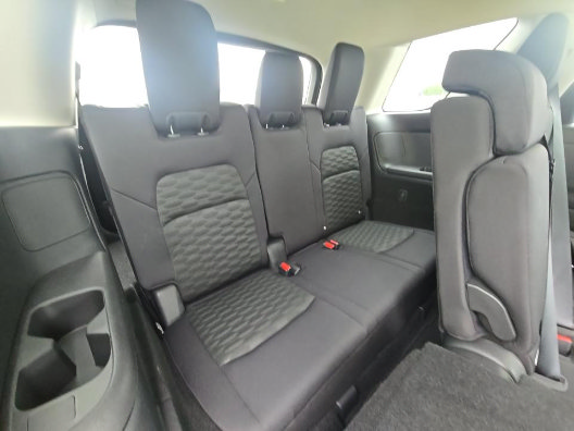 Used 2024 Nissan Pathfinder SV AWD/4WD image 7