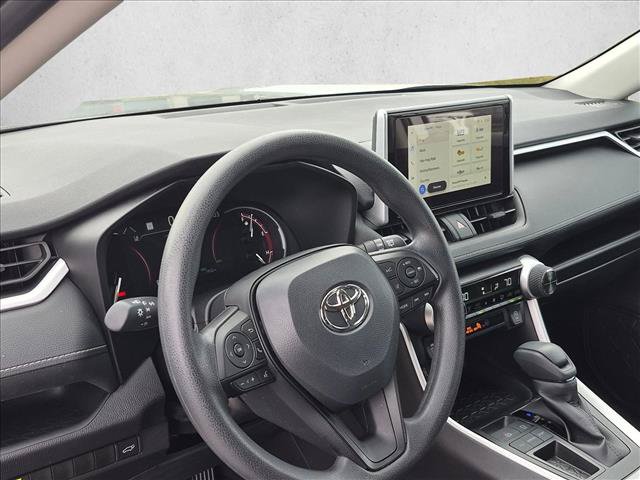 Used 2025 Toyota RAV4 XLE w/ Convenience Package FWD image 9