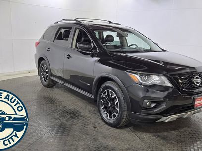 Used 2019 Nissan Pathfinder SL