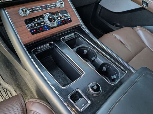 Used 2023 Lincoln Aviator Reserve w/ Equipment Group 201A image 19