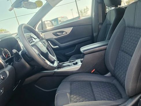 Certified 2021 Chevrolet Blazer LT w/ LPO, Black Accent Package FWD image 21