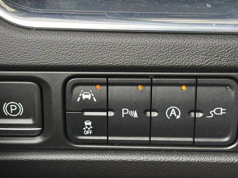 Used 2021 GMC Yukon XL SLT w/ SLT Premium Package RWD image 36