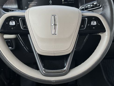 Used 2022 Lincoln Aviator Reserve w/ Elements Package Plus AWD/4WD image 10