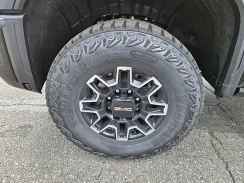 New 2026 GMC Sierra 2500 AT4X AWD/4WD image 8