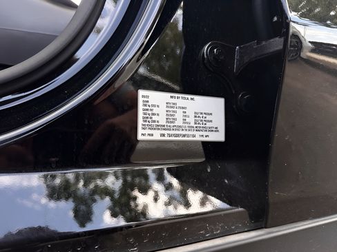 Used 2022 Tesla Model Y Performance AWD/4WD image 24