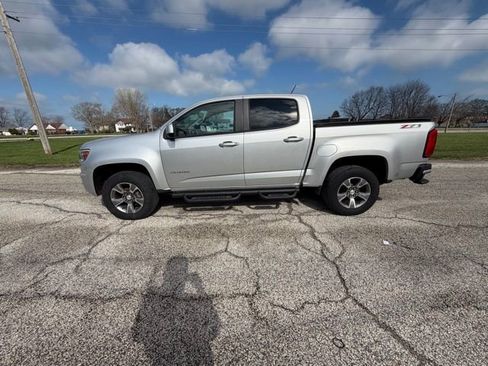 Used 2015 Chevrolet Colorado Z71 AWD/4WD image 11