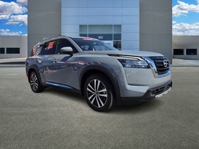 Certified 2022 Nissan Pathfinder Platinum w/ Cargo Package