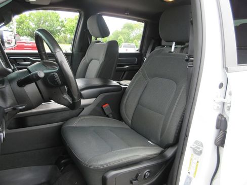 Used 2020 RAM 1500 Big Horn AWD/4WD image 19