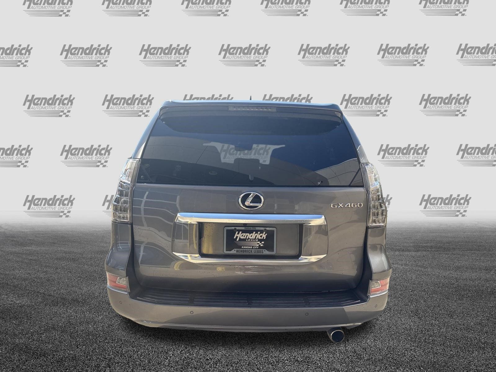 Used 2020 Lexus GX 460 Premium w/ Premium Package AWD/4WD image 9