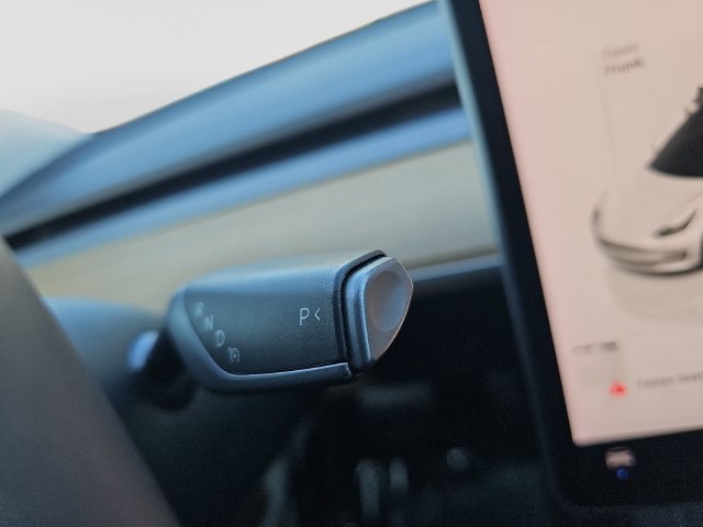 Used 2022 Tesla Model 3 Long Range AWD/4WD image 25