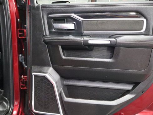 Used 2019 RAM 2500 Laramie AWD/4WD image 45