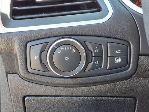 Used 2020 Ford Edge SEL w/ Convenience Package image 16