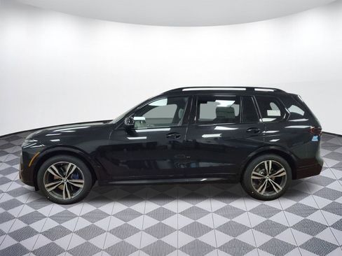Used 2026 BMW X7 xDrive40i image 2