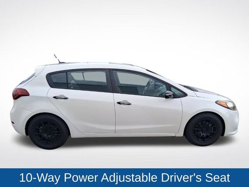 Used 2016 Kia Forte SX w/ Option Group 050 FWD image 8
