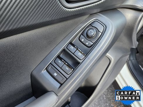 Certified 2025 Subaru Crosstrek 2.0i Premium image 20