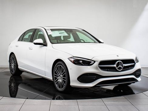 Used 2025 Mercedes-Benz C 300 4MATIC Sedan image 12